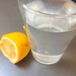 Morgen als erstes 1 Glas Zitronenwasser